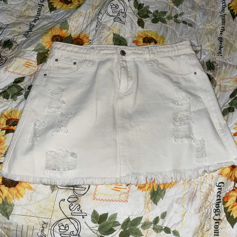 White distressed Jean skirt SIZE XL
